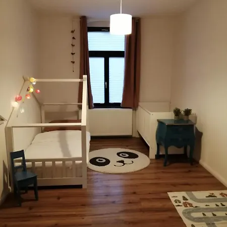 Apartamento Neu Eingerichtete Altbauwohnung Mit Herz *
