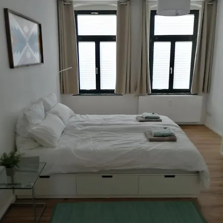 Neu Eingerichtete Altbauwohnung Mit Herz * Magdeburgo